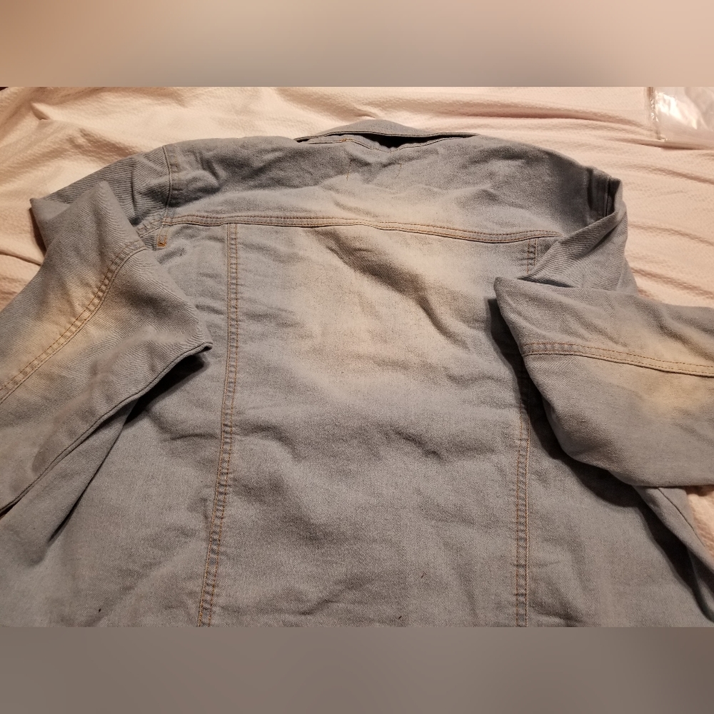 LIKE NEW DOLLHOUSE WOMENS DISTRESSED JEAN JACKET TEHYA LIGHT BLUE JEAN J… - Picture 13 of 16